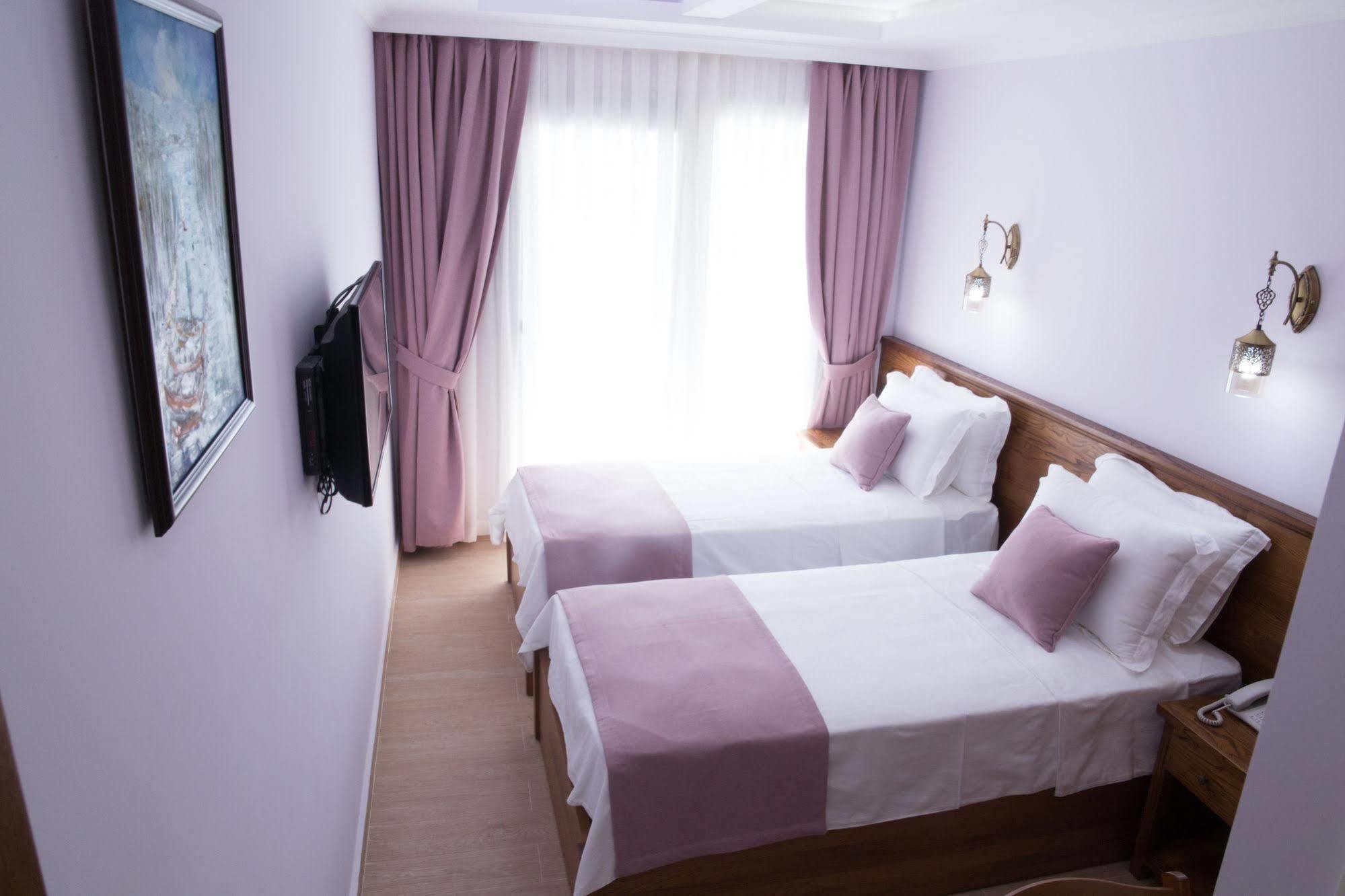 Otel Infinity